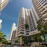 Lindo Apartamento en cartagena el laguito bocagrande con vista al mar