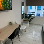 Lindo Apartamento en cartagena el laguito bocagrande con vista al mar