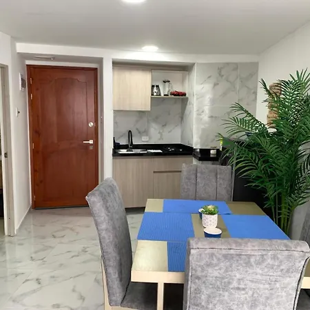 Lindo En El Laguito Bocagrande Con Vista Al Mar Apartamento