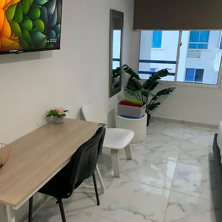 Apartamento Lindo En El Laguito Bocagrande Con Vista Al Mar *